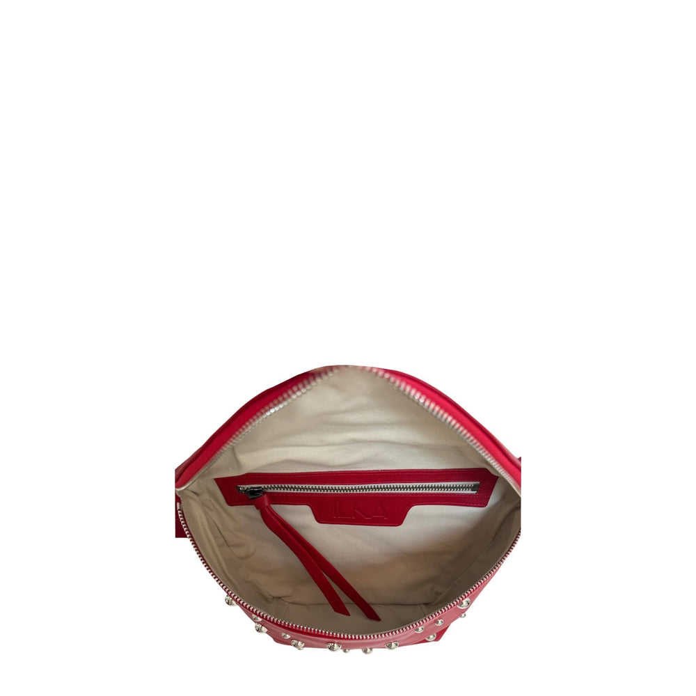 
                      
                        Pía Roja
                      
                    
